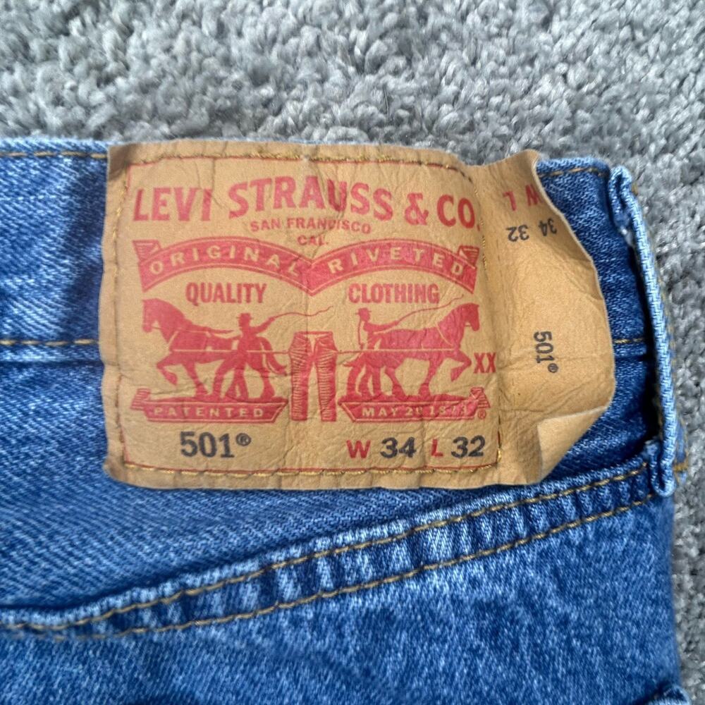 Levi's Classic Straight Blue Jeans